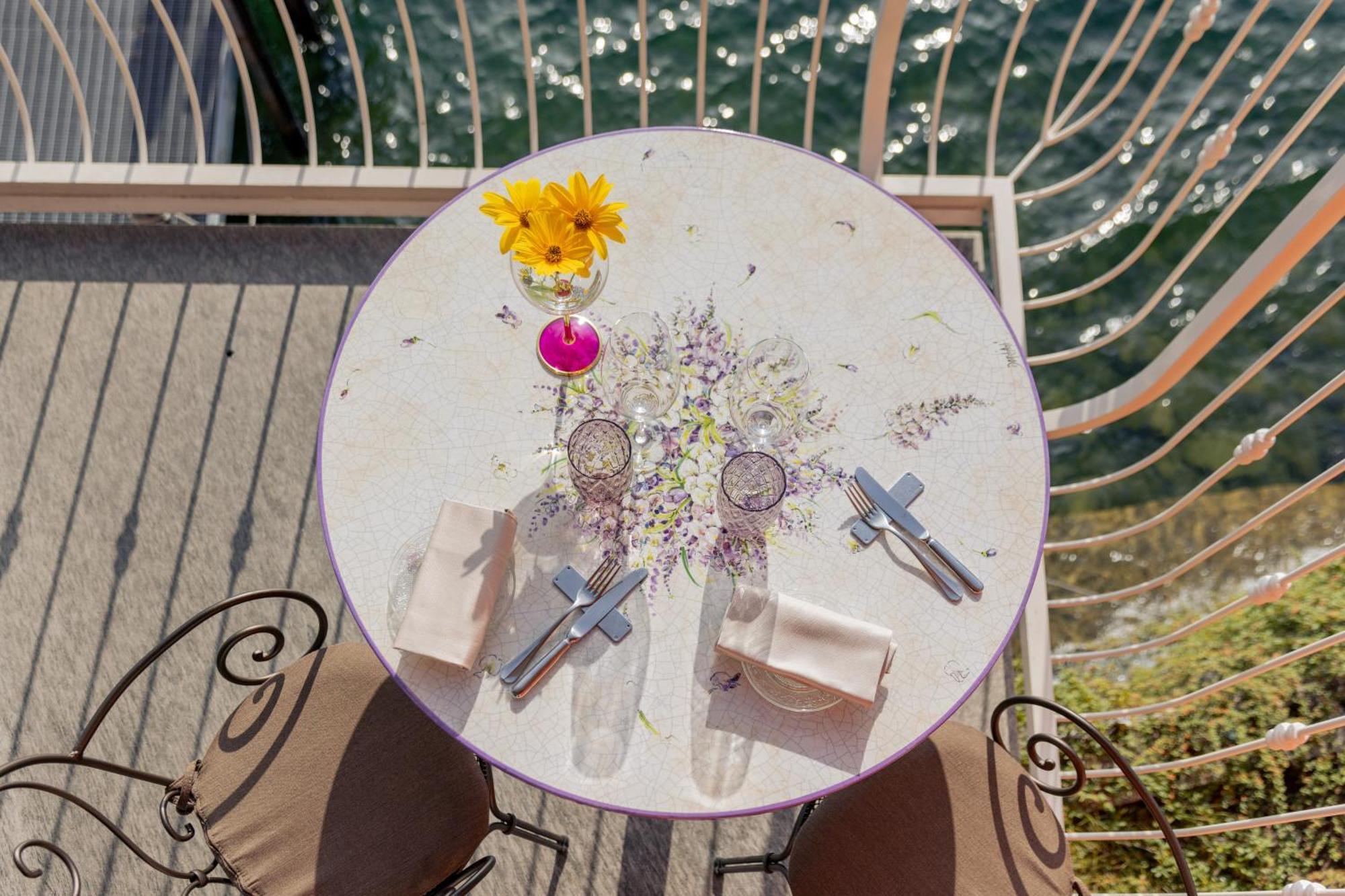 La Darsena Boutique Hotel & Restaurant Тремецо Екстериор снимка