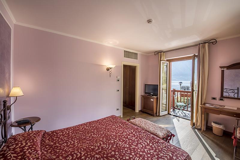 La Darsena Boutique Hotel & Restaurant Тремецо Екстериор снимка